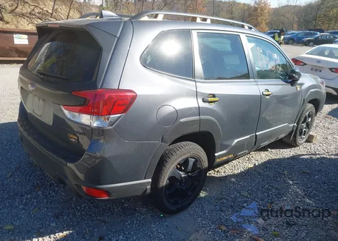 2023 Subaru Forester Wilderness из США, поврежденный, VIN JF2SKAMC3PH421477